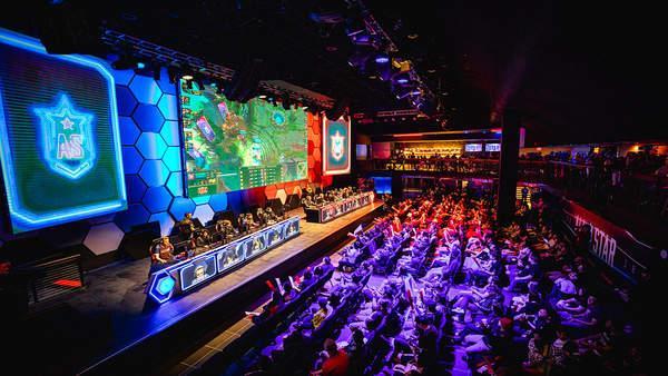 扑克的核心博弈逻辑是什么（从博弈论看扑克的底层逻辑）