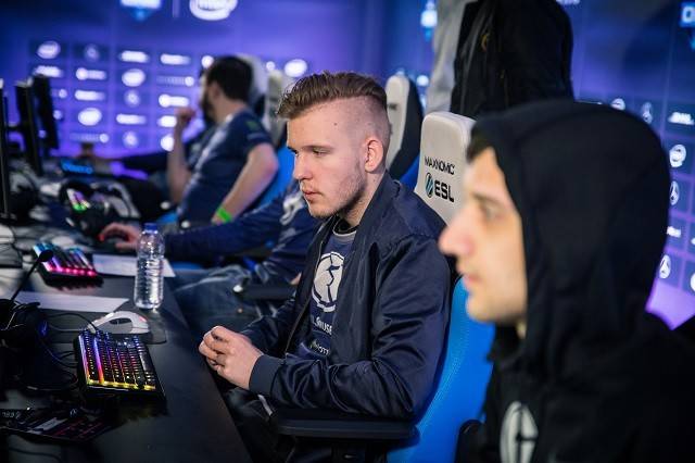 为什么“输得起”才是进入百家乐房间的唯一通行证？（输得起，才是踏入百家乐的唯一门票）